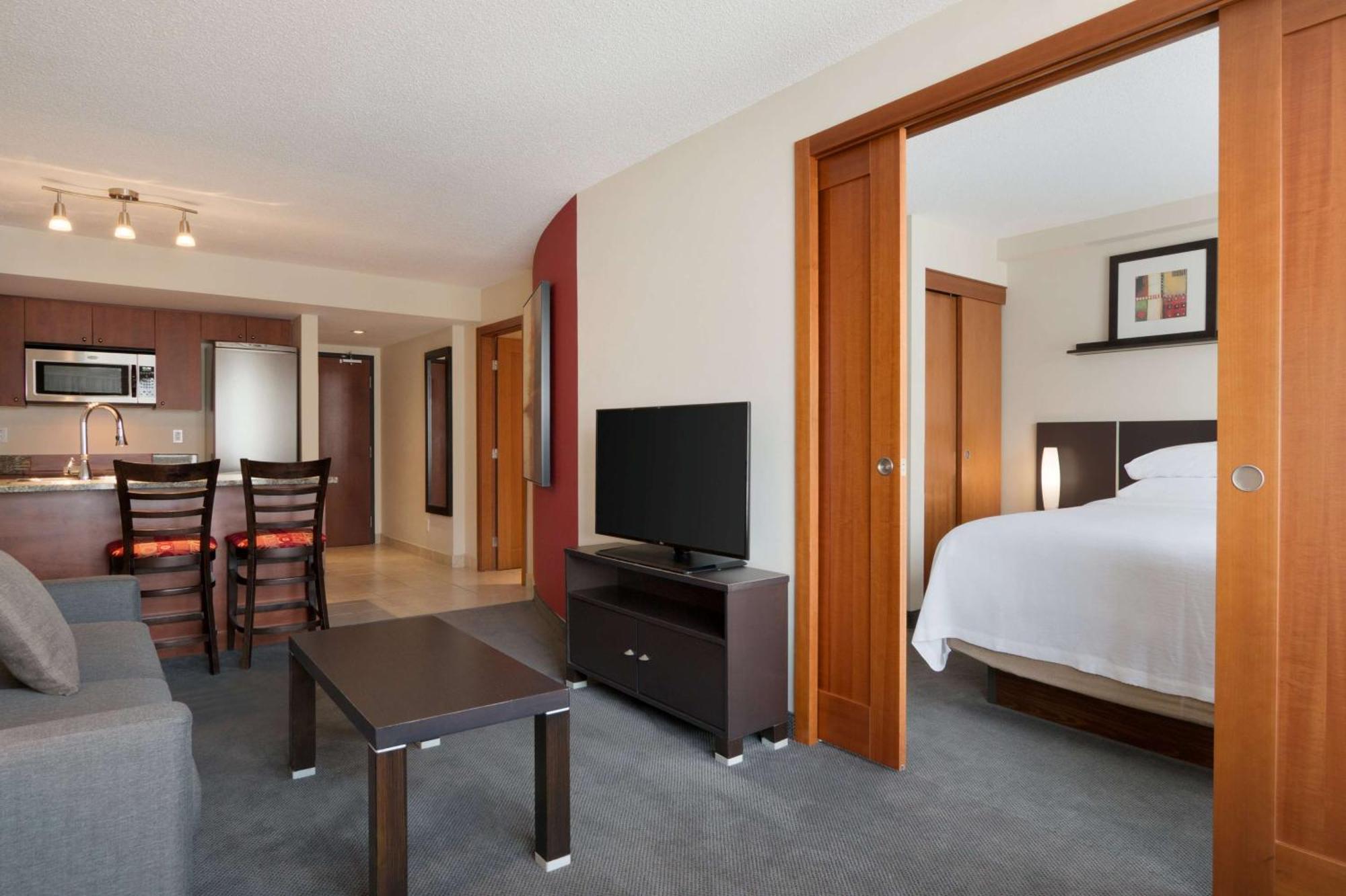 เอ็มบาสซี สวีท บาย ฮิลตัน ดาวน์ทาวน์ มอนทรีออล Hotel มอนทรีอัล ภายนอก รูปภาพ