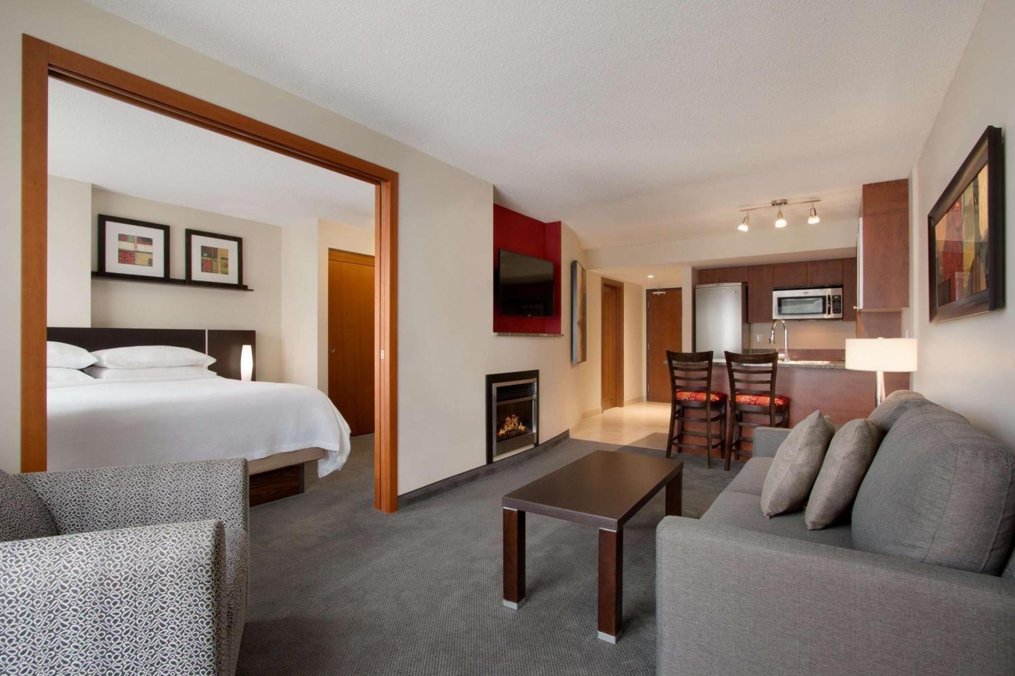 เอ็มบาสซี สวีท บาย ฮิลตัน ดาวน์ทาวน์ มอนทรีออล Hotel มอนทรีอัล ภายนอก รูปภาพ