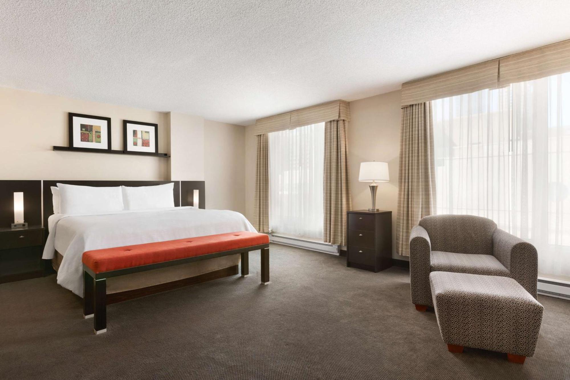 เอ็มบาสซี สวีท บาย ฮิลตัน ดาวน์ทาวน์ มอนทรีออล Hotel มอนทรีอัล ภายนอก รูปภาพ